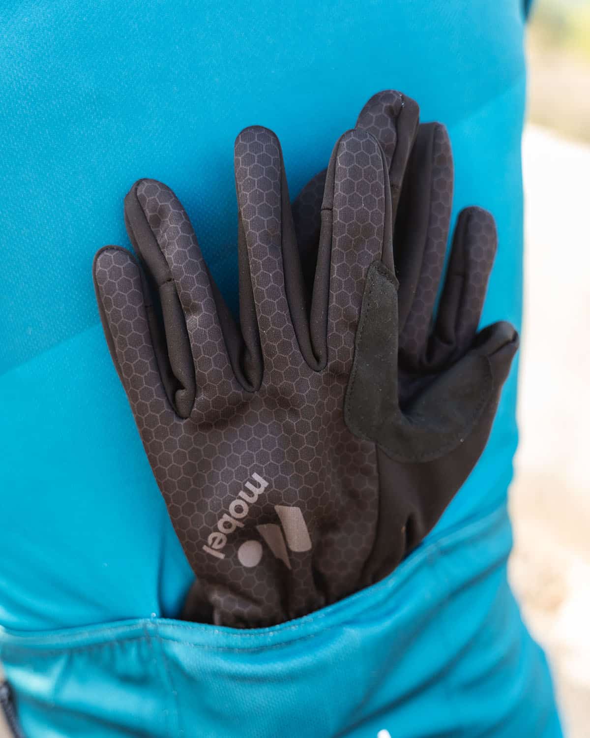 Guante invierno BLACK PRO detalle 002