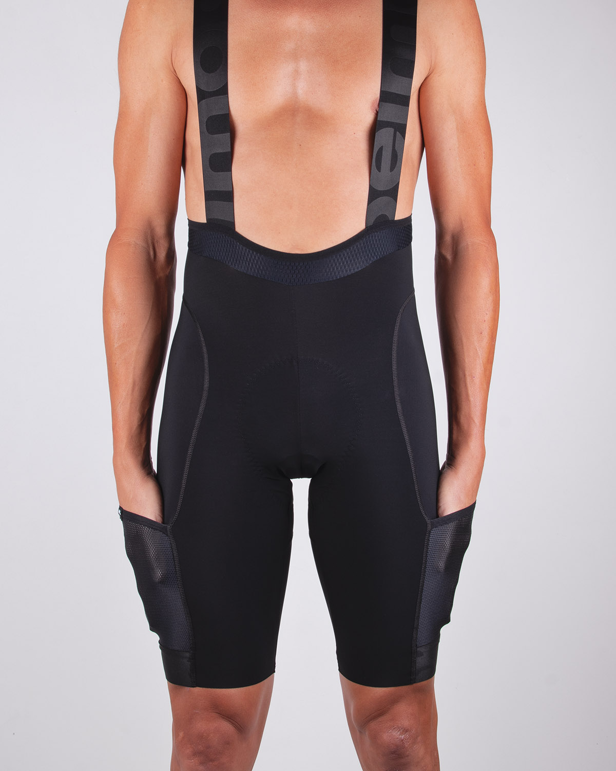 Culote corto cargo S-PRO ADVENTURE BLACK detalle 01
