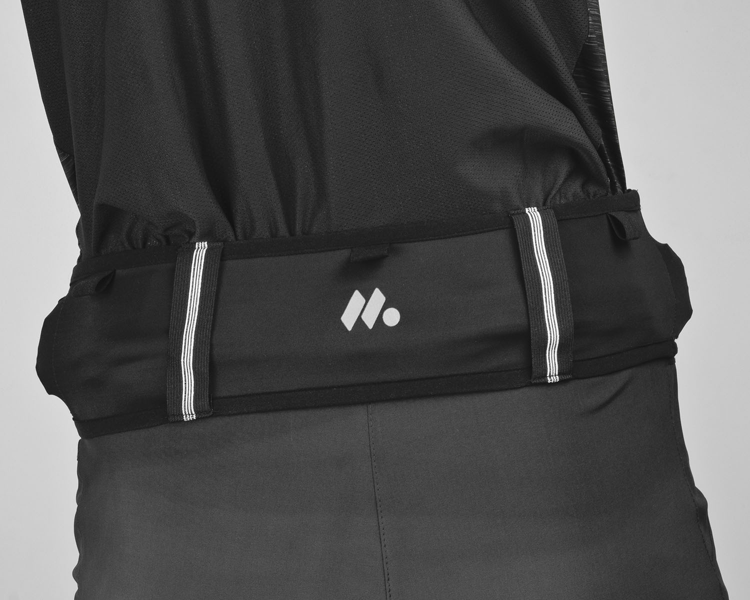Cinturón riñonera trail BLACK PRO + Mobel Sport_detalle 05