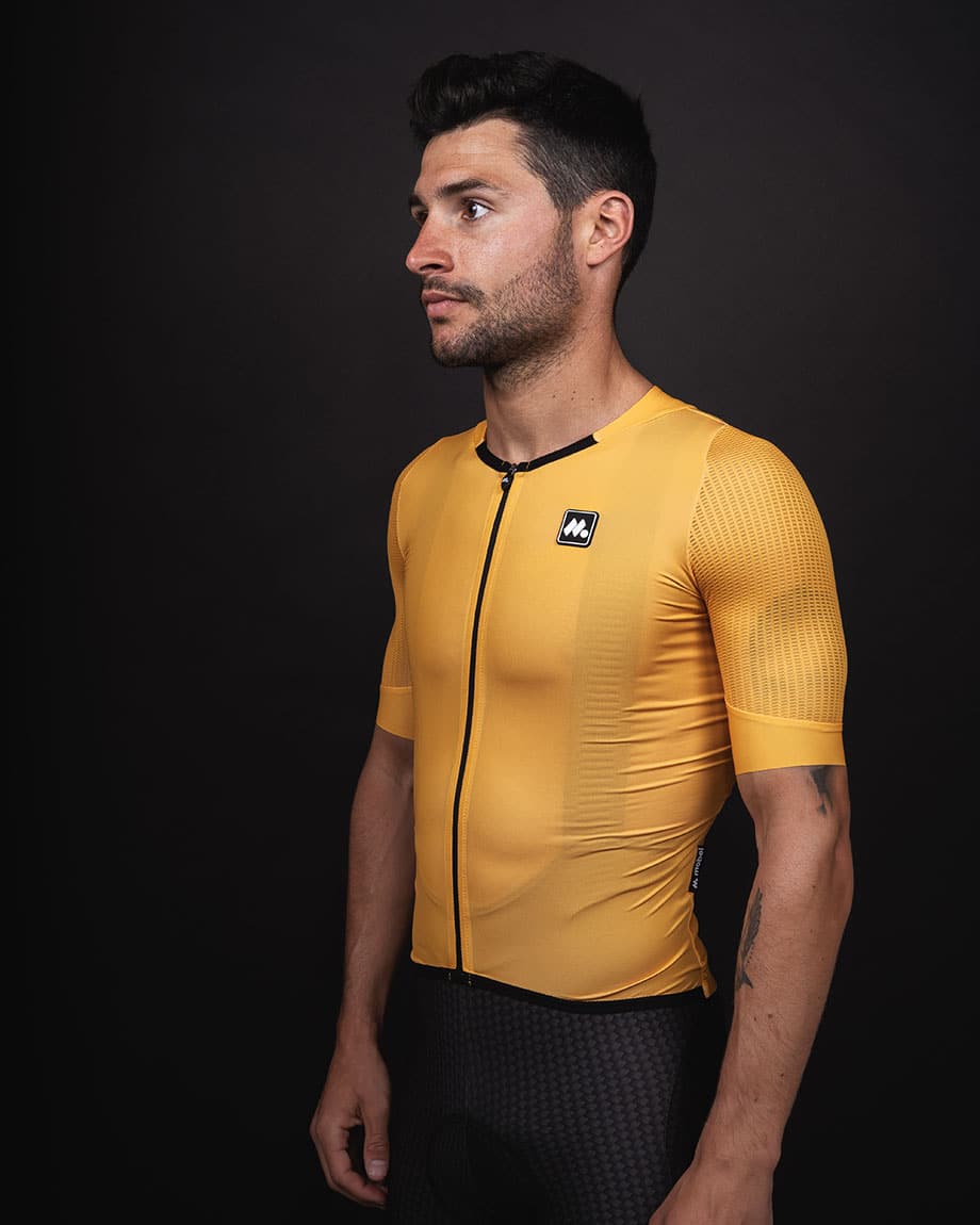 Maillot-manga-corta-S-ZENITH-MOSTAZA-detalle-103