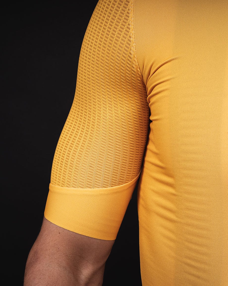 Maillot-manga-corta-S-ZENITH-MOSTAZA-detalle-104